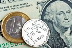 Россияне перестали вкладывать в евро и доллар